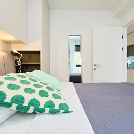 Hedera Estate, Hedera A12 Apartment *